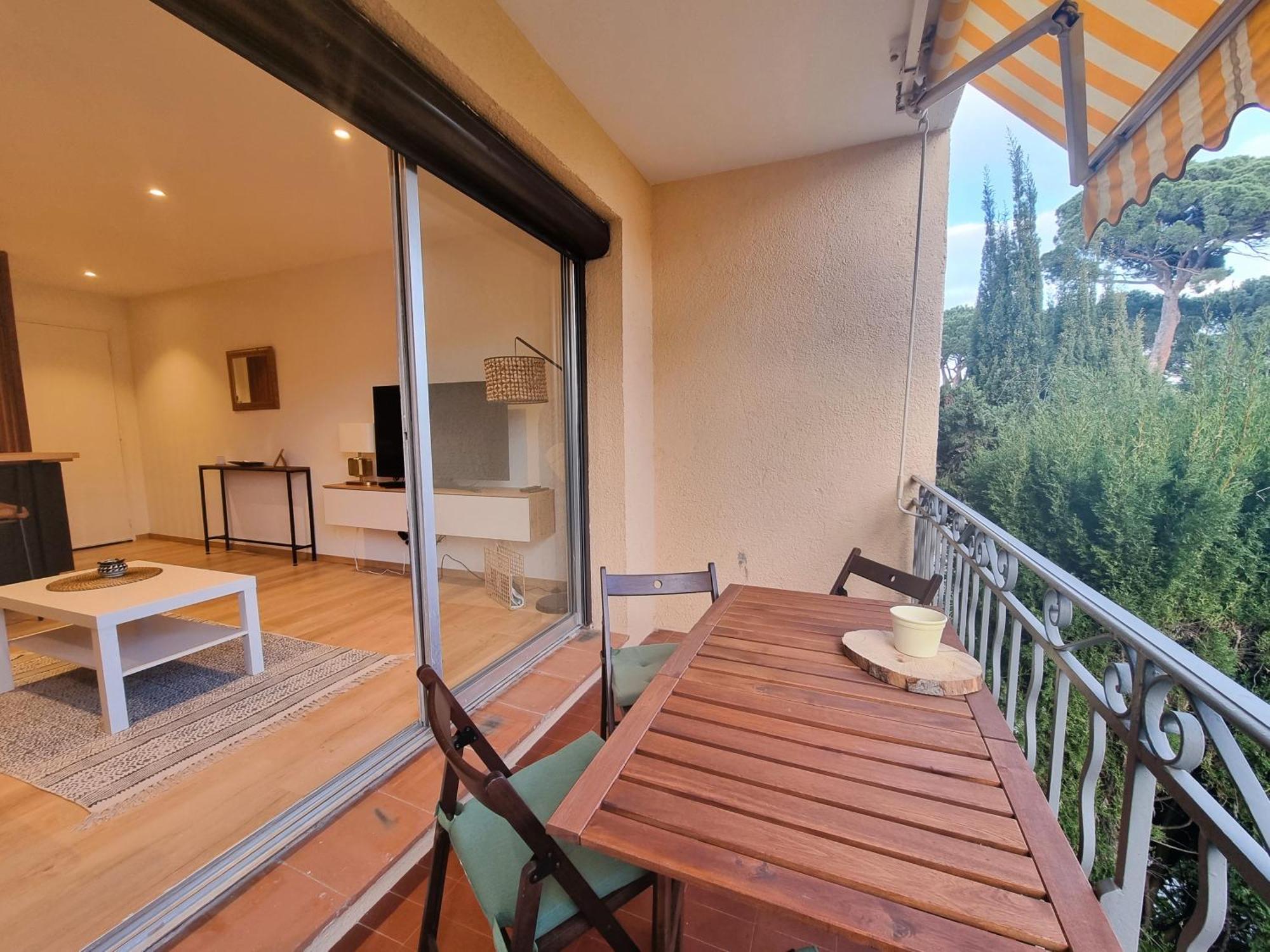Superbe Appartement Terrasse Et Parking Prive Saint Tropez Bagian luar foto