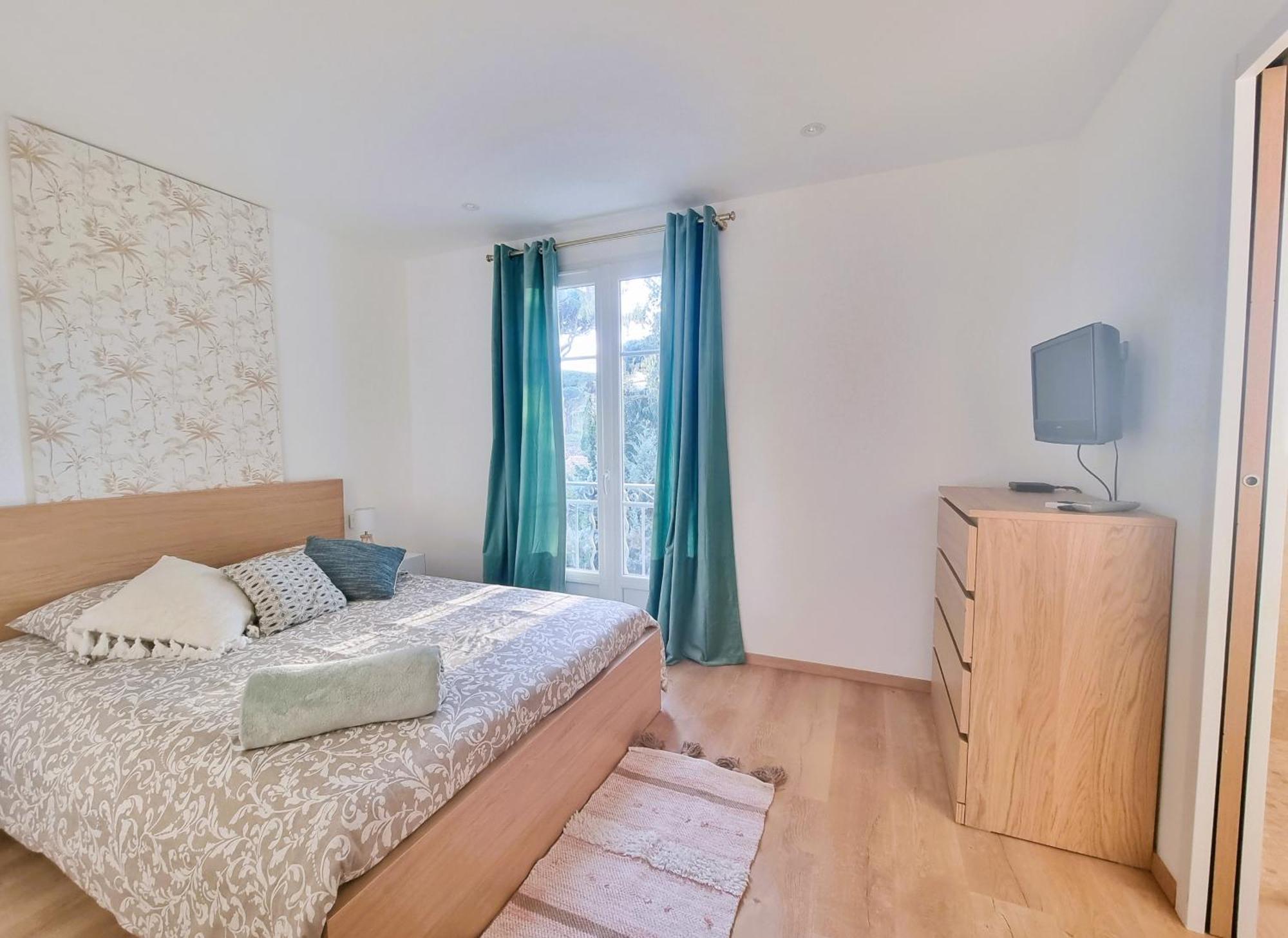 Superbe Appartement Terrasse Et Parking Prive Saint Tropez Bagian luar foto